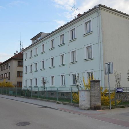 Apartmanovy Byt Тршебонь Экстерьер фото